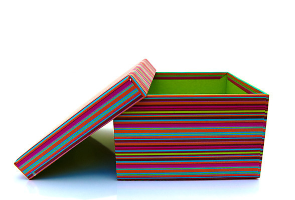 포토 JPG 해외이미지 기념일 백그라운드 패턴 선물 이벤트 사람없음 가로 세로 상자 컬러풀 줄무늬 흰색 축하 생일 기회 패키지 스타일 해외202004 해외포토 컬러 컨셉 무늬 파일형식 이미지허브