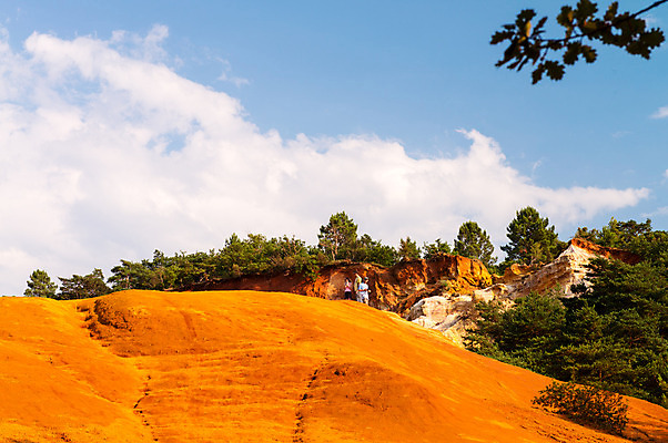 포토 JPG 해외이미지 외관 유럽 지구 모래 여행 오렌지 자연 휴가 풍경 사람없음 야외 빨간색 여름 태양 노란색 마을 골짜기 페인트 프랑스 오솔길 그림 남쪽 서쪽 채석 콜로라도 프로방스 해외202004 해외포토 자연요소 계절 나라 길 컬러 과일 미국 방향 생태계 파일형식 이미지허브