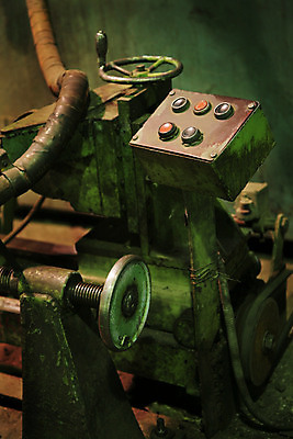 포토 JPG 해외이미지 산업 비즈니스 공장 기술 집게 손잡이 경고 안전 사람없음 금속 스크린 힘 기계 장비 공구 업무 작업실 엔지니어 제조 위험 철 언론 다이얼 무거움 엔진 공학 모터 방앗간 되감기 제어 집게발 철강 공급 해외202004 해외포토 교육 컨셉 공업 재질 도구 작업 기술자 무게 파일형식 이미지허브