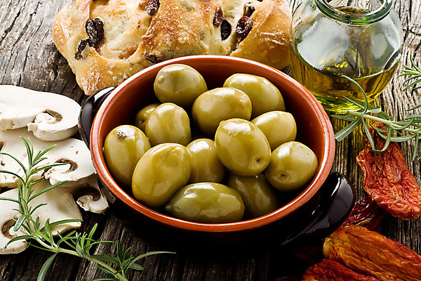 포토 JPG 해외이미지 음식 건조 사람없음 초록색 버섯 시골 사발 올리브 스페인어 해외202004 해외포토 열매 컬러 사기그릇 파일형식 이미지허브