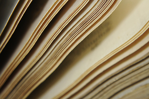 포토 JPG 해외이미지 캐릭터 종이 얼굴 백그라운드 추상 프레임 창조 사람없음 책 빨간색 파란색 금속 다이어리 검은색 성경 수확 골동품 덮개 분위기 황금 가장자리 결과 인쇄 신비 앨범 사인 질감 신성 공상 마법 우표 고립 세피아 스크랩북 옛날 해외202004 해외포토 컬러 컨셉 무늬 농업 종교용품 재질 촬영기법 신체부위 사무용품 뚜껑 둘레 파일형식 이미지허브