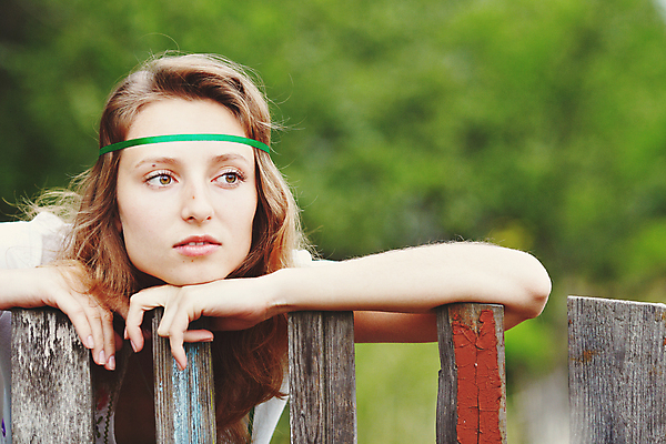 포토 JPG 해외이미지 백인 1 라이프스타일 옷 여자 리본 포즈 모션 자연 기술 건강 한명 사람 소녀 성인 10대 빨간색 검은색 공연 기쁨 연주자 우아함 해외202004 해외포토 서양인 감정 어린이 컬러 컨셉 청소년 이벤트 생활 음악가 생태계 파일형식 이미지허브