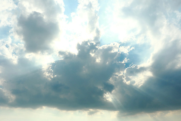 포토 JPG 해외이미지 구름 디자인 백그라운드 패턴 자연 벽지 하늘 날씨 추상 풍경 사람없음 야외 여름 파란색 빛 햇빛 우주 환경 맑음 봄 흰색 분위기 천국 솜털 내추럴 해외202004 해외포토 자연요소 계절 컬러 컨셉 무늬 태양 생태계 파일형식 이미지허브