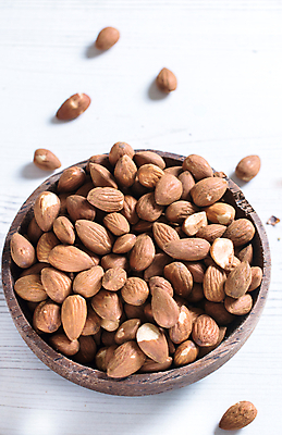 포토 JPG 해외이미지 접시 음식 다이어트 재료 유리 건조 건강 요리 사람없음 갈색 쌓기 우주 공백 견과류 사발 닫기 맛 다발 굽기 묘사 유기농 날것 아몬드 쏟아짐 성분 흘림 흙더미 해외202004 해외포토 식기 웰빙 컬러 컨셉 모션 재질 흙 사기그릇 구이 파일형식 더미 이미지허브