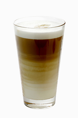 포토 JPG 해외이미지 커피 음료 사람없음 컵 갈색 이탈리아 거품 카페 우유 흰색 뜨거움 아침식사 컵받침 크림 따뜻한음료 해외202004 해외포토 식기 유럽 컬러 유제품 상점 식사 받침대 파일형식 이미지허브