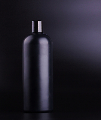 포토 JPG 해외이미지 신체 수영장 사람없음 머리 검은색 어둠 액체 씻기 상품 컨테이너 플라스틱 오브젝트 샴푸 돌봄 린스 샤워실 해외202004 해외포토 산업 컬러 모션 재질 신체부위 위생용품 청결 샤워시설 파일형식 이미지허브