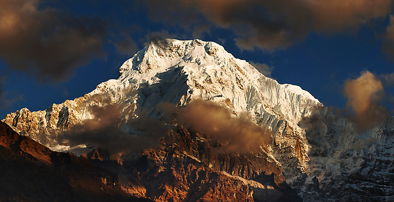 포토 JPG 해외이미지 구름 아시아 여행 자연 하늘 아침 산 파노라마 풍경 경사 사람없음 파란색 빛 일출 환경 계곡 얼음 새벽 등산 트래킹 흰색 빙하 오르기 암초 네팔 산악지대 웅장함 절정 히말라야 눈내림 해외202004 해외포토 주간 자연요소 나라 컬러 모션 레저 눈_날씨 촬영기법 노을 생태계 파일형식 산맥 이미지허브