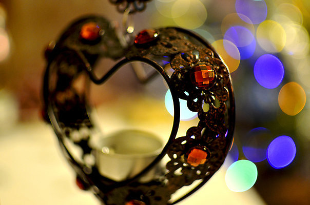 포토 JPG 해외이미지 촛불 가정 휴가 전등 새로움 새해 주택 실내 발렌타인데이 손잡이 사랑 사람없음 장식 빨간색 빛 컬러풀 금속 쓰레기통 하트 점 사발 클래식 냄비 작음 컨테이너 철 양동이 오브젝트 싱글 복고 촛대 수납 철강 해외202004 해외포토 모양 감정 산업 컬러 컨셉 초 데이이벤트 재질 조명 내부 건물 사기그릇 솥 크기 파일형식 이미지허브