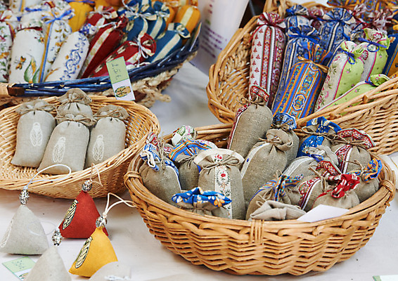 포토 JPG 해외이미지 전통 사람없음 세일 프랑스 시장 향기 아로마 기념품 라벤더 프로방스 해외202004 해외포토 꽃 유럽 허브 오브젝트 냄새 파일형식 이미지허브