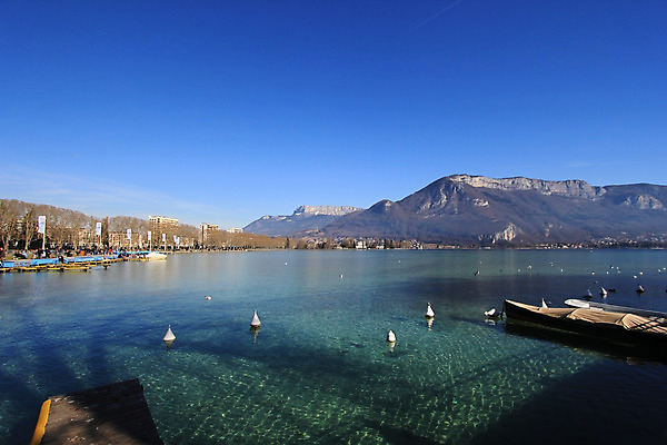 포토 JPG 해외이미지 꽃 유럽 호수 여행 오렌지 건축양식 하늘 휴가 휴식 거리 사람없음 건물 물 여름 파란색 강 컬러풀 마을 프랑스 도시 강가 그림 운하 타운 프랑스어 해외202004 해외포토 자연요소 식물 문자 건축물 계절 건축 나라 컬러 컨셉 과일 파일형식 이미지허브