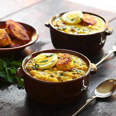 포토 JPG 해외이미지 식물 전통 접시 음식 채소 호박 부활절 콩 파슬리 요리 사람없음 계란 식사 튀김 사발 맥박 수프 준비 완두콩 박 에콰도르 해외202004 해외포토 식기 기념일 의학 곡류 알 사기그릇 남아메리카 파일형식 이미지허브