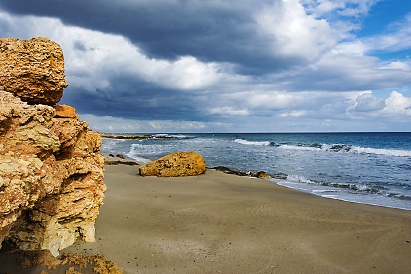 포토 JPG 해외이미지 구름 유럽 모래 파도 바다 섬 여행 겨울 자연 하늘 휴가 풍경 사람없음 물 파란색 반사 맑음 침묵 놀람 활발 만 지중해 그리스 장면 암초 동쪽 그리스인 내추럴 터키석 해외202004 해외포토 자연요소 서양인 계절 감정 나라 컬러 컨셉 날씨 표정 소리 보석 방향 생태계 파일형식 이미지허브