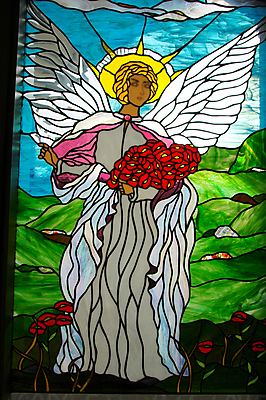 포토 JPG 해외이미지 외관 꽃 기독교 종교 문화 꽃다발 섬 건축양식 창문 유리 천사 사람없음 빨간색 초록색 파란색 빛 컬러풀 노란색 교회 보라색 얼룩 그리기 영혼 하와이 모자이크 신앙심 이국적 해외202004 해외포토 식물 건축 컬러 종교건축 모션 재질 건물 미국 파일형식 이미지허브