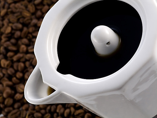 포토 JPG 해외이미지 전통 커피 음료 사람없음 검은색 기계 이탈리아 카페 표현 뜨거움 아침식사 혼합 굽기 오브젝트 만들기 갈기 에스프레소 고립 알루미늄 진공 카페인 해외202004 해외포토 유럽 컬러 모션 상점 식사 구이 파일형식 이미지허브