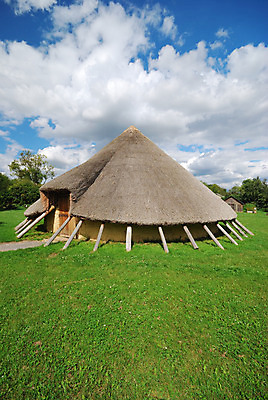 포토 JPG 해외이미지 주택 사람없음 파란색 원뿔 해외202004 해외포토 도형 컬러 건물 파일형식 이미지허브