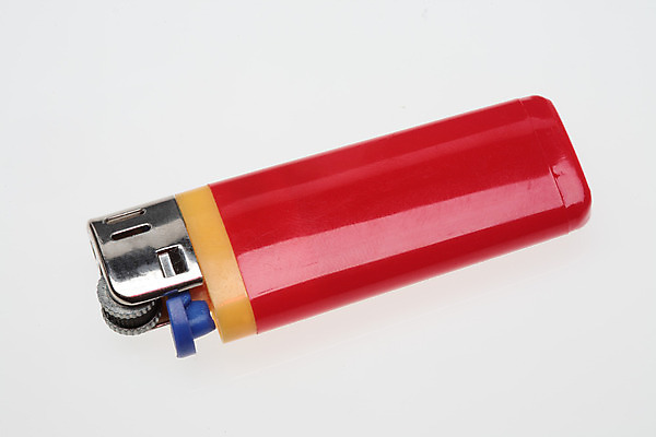 포토 JPG 해외이미지 불 사람없음 휴대용 라이터 해외202004 해외포토 자연요소 오브젝트 파일형식 이미지허브