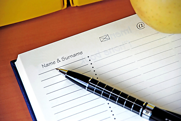 포토 JPG 해외이미지 종이 선 비즈니스 새로움 사람없음 목재 책 초록색 파란색 사무실 펜 갈색 금속 검은색 공책 정보 흰색 공구 기록 업무 작업 오픈 이름 주름 클래식 모서리 계획 사과 책상 준비 약속 페이지 공지사항 주소 블러 삽입 해외202004 해외포토 나무 컬러 가구 컨셉 과일 재료 재질 문구용품 필기구 도구 파일형식 이미지허브