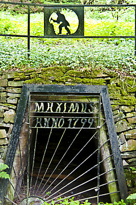 포토 JPG 해외이미지 산업 독일 사람없음 어둠 침묵 버리기 옛날 해외202004 해외포토 유럽 모션 소리 파일형식 이미지허브