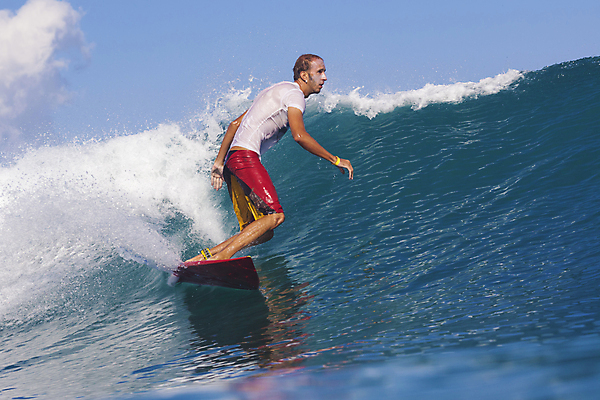 포토 JPG 해외이미지 남자 스포츠 파도 바다 여행 포즈 모션 자연 날씨 통 한명 풍경 야외 물 여름 파란색 운동 힘 에너지 수상스포츠 액체 서핑 떨어짐 승차 위험 시원함 발리 인도네시아 태평양 분무기 튜브 서퍼 혁명 해외202004 해외포토 자연요소 1 계절 아시아 컬러 섬 컨셉 운동선수 건강 사람 생태계 파일형식 이미지허브