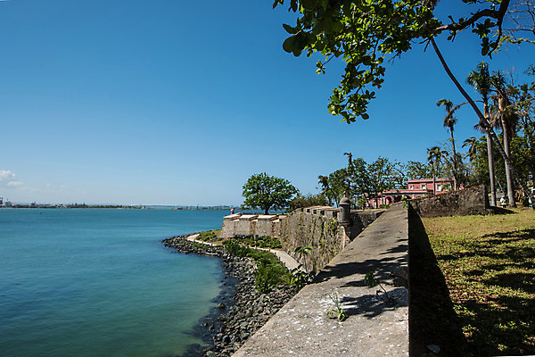 포토 JPG 해외이미지 건축양식 하늘 풍경 사람없음 건물 일출 역사 대서양 구시가지 해외202004 해외포토 건축물 건축 바다 노을 파일형식 이미지허브