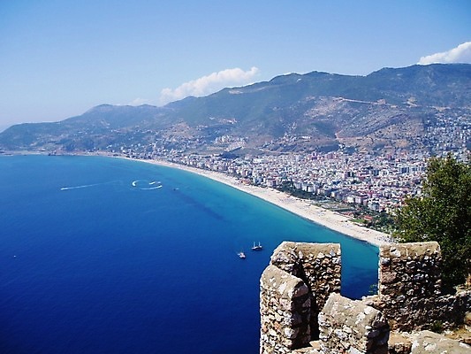 포토 JPG 해외이미지 파도 바다 휴가 휴식 산 경사 사람없음 하이앵글 하트 서핑 지중해 칠면조 해외202004 해외포토 모양 뷰포인트 컨셉 조류 수상스포츠 파일형식 이미지허브