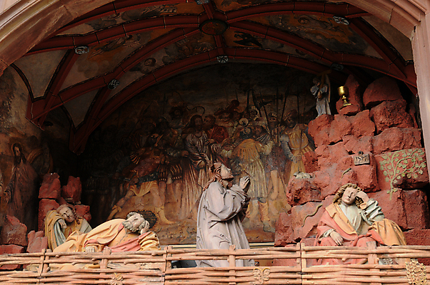 포토 JPG 해외이미지 건축양식 풍경 사람없음 관광지 조각상 교회 프랑스 역사 재산 그림 천연기념물 르네상스 해외202004 해외포토 건축 유럽 여행 종교건축 건물 금융 조형물 파일형식 이미지허브