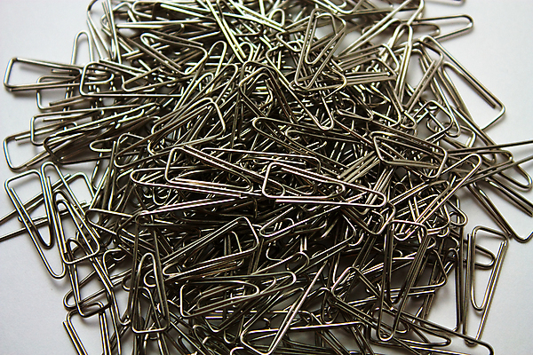 포토 JPG 해외이미지 종이 백그라운드 컨셉 비즈니스 학교 실내 사람없음 빛 사무실 반사 금속 장비 회색 흰색 공구 업무 그룹 변화 중앙 은색 큼 수집 배열 심볼 오브젝트 그림 잠금 클립 슛 철사 질서 흙더미 고립 철강 공급 해외202004 해외포토 교육 컬러 재질 내부 흙 도구 예절 작업 크기 보안 파일형식 더미 이미지허브