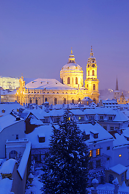 포토 JPG 해외이미지 유럽 여행 겨울 하늘 지붕 사람없음 교회 황혼 도시 체코 프라하 빛망울 옛날 해외202004 해외포토 계절 나라 종교건축 건물 빛 일몰 파일형식 이미지허브
