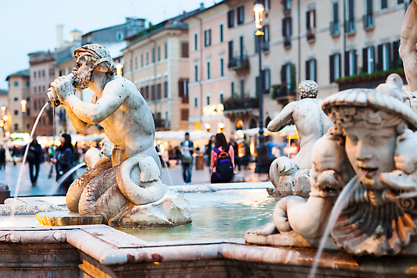 포토 JPG 해외이미지 조각 여행 건축양식 가이드 휴가 미술 사람없음 물 조각상 교회 여행객 황혼 봄 이탈리아 새벽 흐름 바위 도시 황무지 센터 역사 붓기 로마 분수 시력 정사각형 광장 엽서 대리석 방문 대야 빛망울 바로크 인기 해외202004 해외포토 자연요소 도형 직업 계절 건축 유럽 컨셉 재료 종교건축 모션 문화예술 사람 건물 빛 조형물 일몰 돌_바위 편지 파일형식 이미지허브
