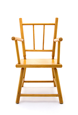 포토 JPG 해외이미지 1 디자인 어린이 조각 가구 의자 앉기 사람없음 목재 장식 갈색 흰색 클래식 우아함 작음 오브젝트 싱글 고립 안락 해외202004 해외포토 나무 컬러 생활용품 컨셉 재료 모션 사람 크기 파일형식 이미지허브