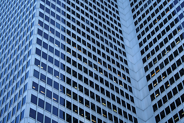 포토 JPG 해외이미지 외관 패턴 비즈니스 창문 유리 부동산 미래 사람없음 건물 파란색 사무실 탑 고층빌딩 성장 도시 모서리 도심 상업 각도 개발 해외202004 해외포토 건축물 컬러 컨셉 무늬 재질 빌딩 재산 파일형식 이미지허브