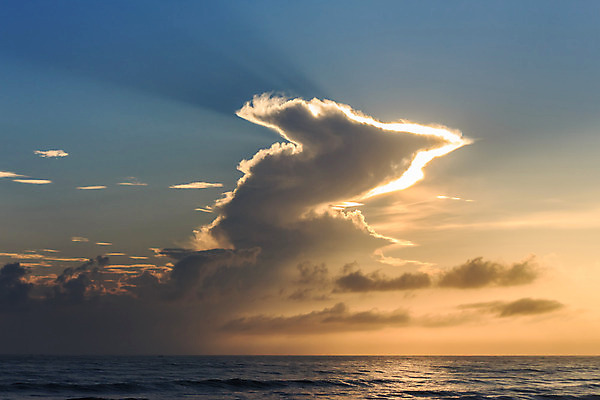 포토 JPG 해외이미지 구름 파도 바다 오렌지 자연 하늘 아침 추상 풍경 사람없음 야외 빨간색 물 파란색 빛 강 햇빛 태양 노란색 일출 맑음 황혼 일몰 새벽 거품 광선 황금 저녁 공상 마법 천국 스카이라인 수평선 해외202004 해외포토 주간 자연요소 컬러 무늬 과일 날씨 노을 야간 생태계 파일형식 이미지허브