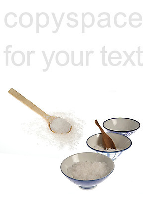 포토 JPG 해외이미지 그릇 음식 바다 백그라운드 재료 자연 건강 요리 사람없음 목재 파란색 숟가락 흰색 도자기 양념 조미료 사발 맛 컨테이너 크리스탈 향신료 서비스 질감 함선 소금 결정체 흙더미 내추럴 식용 작살 해외202004 해외포토 나무 식기 산업 컬러 컨셉 배_교통 수저 흙 사기그릇 광석 생태계 향미료 파일형식 더미 이미지허브