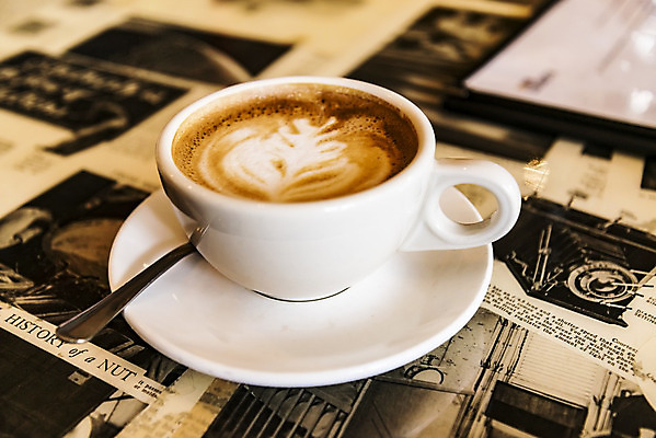 포토 JPG 해외이미지 모양 접시 디자인 계절 문화 커피 음료 음식 파도 백그라운드 패턴 휴가 기념 발렌타인데이 사랑 미술 사람없음 컵 빛 갈색 초콜릿 이탈리아 거품 카페 기쁨 우유 흰색 하트 신선 뜨거움 날짜 달콤 아침식사 그림 질감 아로마 큐피드 카푸치노 에스프레소 라떼 모카 카페인 해외202004 해외포토 식기 감정 유럽 바다 컬러 무늬 데이이벤트 문화예술 디저트 유제품 상점 식사 맛 파일형식 이미지허브