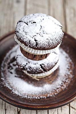 포토 JPG 해외이미지 디저트 사람없음 머핀 슈가파우더 초콜릿머핀 해외202004 해외포토 음식 빵 파일형식 이미지허브