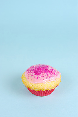 포토 JPG 해외이미지 음식 사탕 사람없음 컵 파티 케이크 얼음 축하 생일 달콤 작음 컵케이크 해외202004 해외포토 자연요소 식기 기념일 컨셉 디저트 이벤트 맛 크기 파일형식 이미지허브