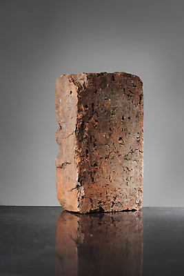 포토 JPG 해외이미지 날씨 벽돌 사람없음 반사 거친 오브젝트 어려움 옛날 울퉁불퉁 해외202004 해외포토 파일형식 이미지허브