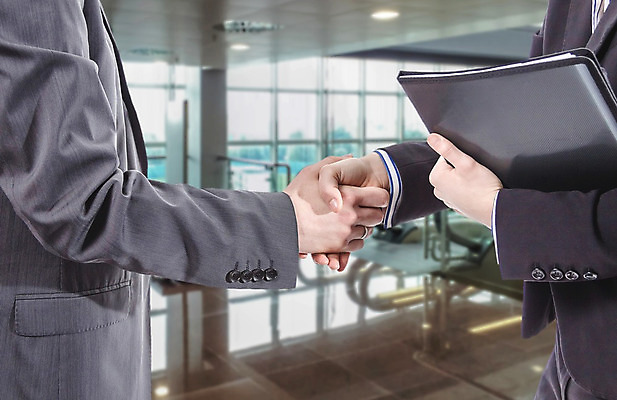 포토 JPG 해외이미지 직업 손 백그라운드 컨셉 회사 비즈니스 통신 성공 협력 노동자 악수 함께함 사람 성인 사람없음 친구 사무실 믿음 힘 우정 거래 흰색 인사 업무 비즈니스맨 비즈니스우먼 그룹 직원 계약 폴더 떨림 고용 동의 지원 해외202004 해외포토 여자 남자 감정 컬러 관계 모션 손짓 신체부위 구직 예절 작업 직장인 파일 채용 파일형식 이미지허브