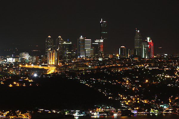 포토 JPG 해외이미지 유럽 야경 하늘 이스탄불 사람없음 야외 건물 옆모습 도시풍경 고층빌딩 도시 도심 해외202004 튀르키예 해외포토 건축물 나라 아시아 뷰포인트 풍경 빌딩 야간 파일형식 풍경_경치 이미지허브
