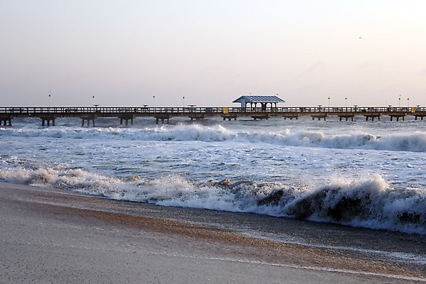 포토 JPG 해외이미지 파도 자연 하늘 아침 바람 날씨 사람없음 야외 목재 물 모래사장 흰색 거친 큼 자르기 파운드 통과 대서양 내추럴 폭풍우 허리케인 플로리다 해외202004 해외포토 주간 자연요소 나무 바다 컬러 돈 재료 모션 미국 비_날씨 크기 자연재해 생태계 파일형식 이미지허브