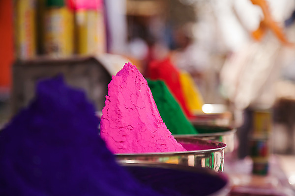 포토 JPG 해외이미지 전통 아시아 문화 분홍색 백그라운드 오렌지 종류 동양인 사람없음 빨간색 초록색 파란색 컬러풀 판매 세일 쌓기 상점 보라색 축제 페인트 흰색 사발 가루 인도인 배열 오브젝트 함선 정리 신성 매각 정물화 특별함 힌두교 해외202004 해외포토 외국인 나라 종교 컬러 컨셉 배_교통 과일 모션 인종 사기그릇 그림 파일형식 이미지허브