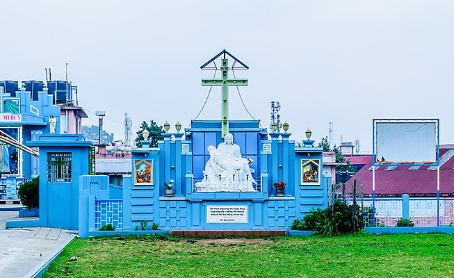포토 JPG 해외이미지 아시아 종교 조각 크리스마스장식 건축양식 사랑 사람없음 야외 파란색 관광지 조각상 교회 성경 이탈리아 천주교 기도 영혼 중세 심볼 언덕 명상 박물관 천연기념물 랜드마크 르네상스 바실리카 해외202004 해외포토 건축 감정 유럽 나라 컬러 여행 크리스마스 종교용품 조형물 역사 파일형식 이미지허브