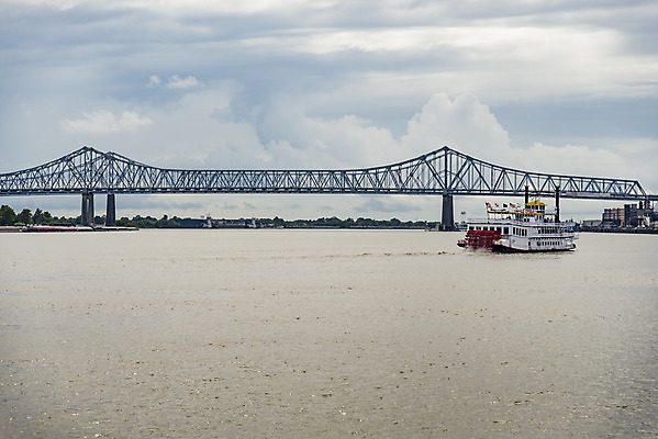 포토 JPG 해외이미지 건축양식 새로움 사람없음 건물 강 고층빌딩 도시 보트 센터 지역 포트 대도시 스카이라인 특별함 해외202004 해외포토 건축물 건축 컨셉 배_교통 빌딩 파일형식 이미지허브