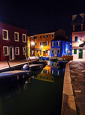 포토 JPG 해외이미지 전통 바다 여행 거리 사람없음 야외 건물 물 도시풍경 일몰 새벽 도시 보트 저녁 베네치아 타운 빛망울 유흥 해외202004 해외포토 자연요소 건축물 배_교통 풍경 빛 노을 이탈리아 야간 파일형식 이미지허브