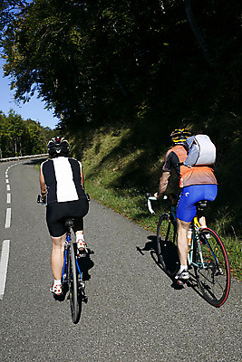 포토 JPG 해외이미지 여자 남자 스포츠 자연 산 풍경 경사 성인 사람없음 야외 사이클링 산악자전거 해외202004 해외포토 사람 자전거 육상스포츠 생태계 파일형식 이미지허브