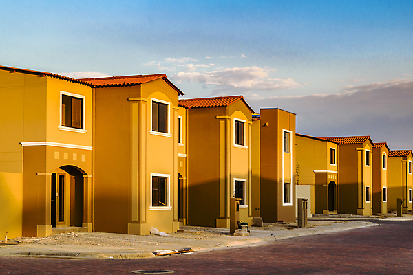 포토 JPG 해외이미지 외관 선 건축양식 교실 자연 아파트 주택 따뜻함 풍경 사람없음 건물 미국 중앙 커뮤니티 에콰도르 연립주택 이웃 남쪽 교외 줄서기 해외202004 해외포토 건축물 교육 건축 북아메리카 학교 모션 남아메리카 방향 생태계 파일형식 이미지허브