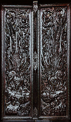 포토 JPG 해외이미지 전통 디자인 아시아 문화 조각 백그라운드 패턴 불교 태국 천사 미술 동양인 사람없음 목재 장식 문 검은색 어둠 골동품 사찰 역사 묘사 그림 질감 목각 옛날 스타일 해외202004 해외포토 나무 나라 종교 컬러 무늬 재료 종교건축 문화예술 인종 파일형식 이미지허브