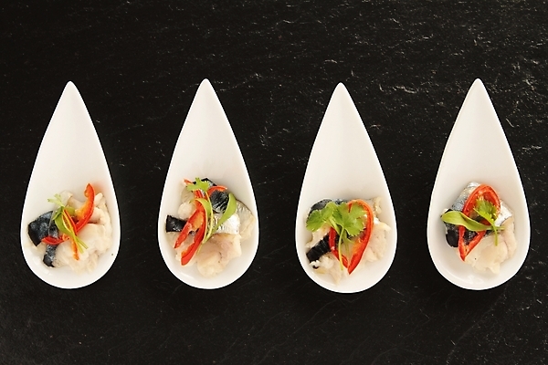 포토 JPG 해외이미지 음식 어류 요리 사람없음 식사 저녁식사 작음 먹기 해산물 올리브 점심식사 뷔페 해외202004 해외포토 열매 모션 수중동물 크기 파일형식 이미지허브