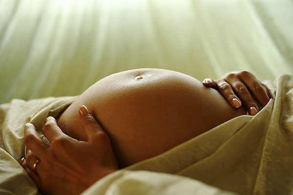 포토 JPG 해외이미지 어린이 결혼 신체 가족 자연 엄마 새로움 관리 사랑 사람 소녀 사람없음 옆모습 빛 희망 임신 아기 예측 기적 시작 준비 돌봄 해외202004 해외포토 여자 감정 뷰포인트 컨셉 관계 모션 이벤트 생태계 파일형식 이미지허브