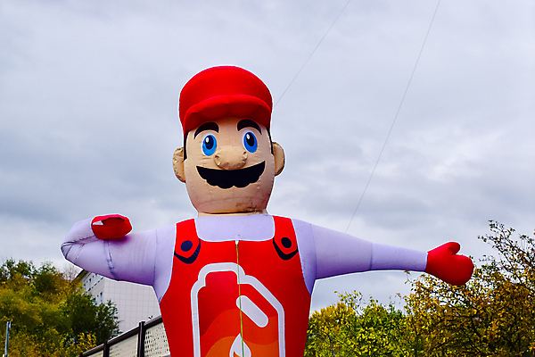 포토 JPG 해외이미지 1 행복 어린이 스포츠 크리스마스 겨울 자연 하늘 휴가 거리 선물 소년 사람없음 야외 빨간색 산타클로스 클라우스 해외202004 해외포토 계절 기념일 남자 감정 컬러 사람 생태계 파일형식 이미지허브